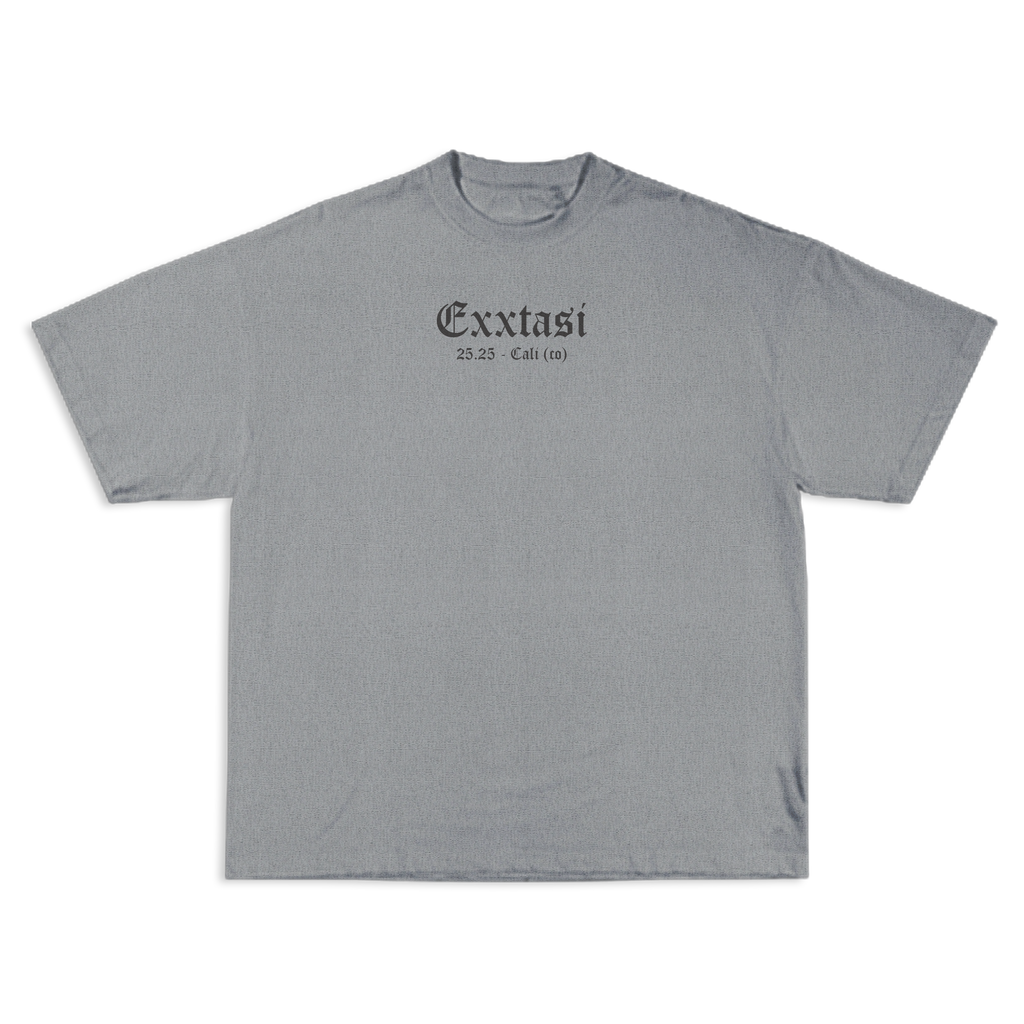 Camiseta Oversize "Exxistence"